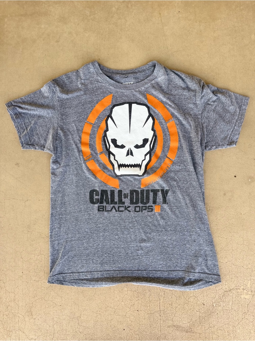Call of Duty Black Ops III Skull Graphic T-Shirt – Size Large